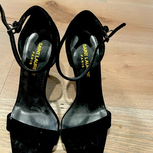 Saint Laurent black velvet heels - Picture 2 of 4